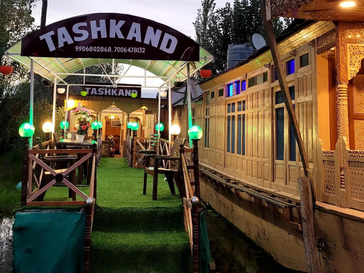 Tashkand Houseboat ศรีนาการ์ ภายนอก รูปภาพ